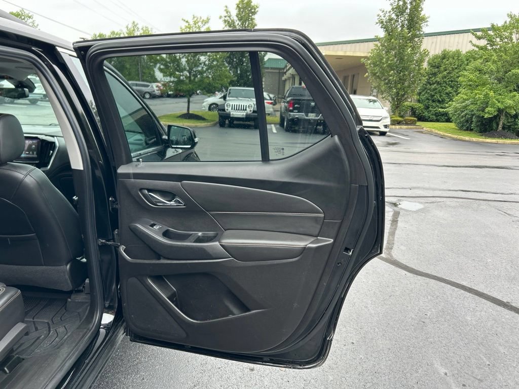 Used 2019 Chevrolet Traverse LT AWD/4WD image 34