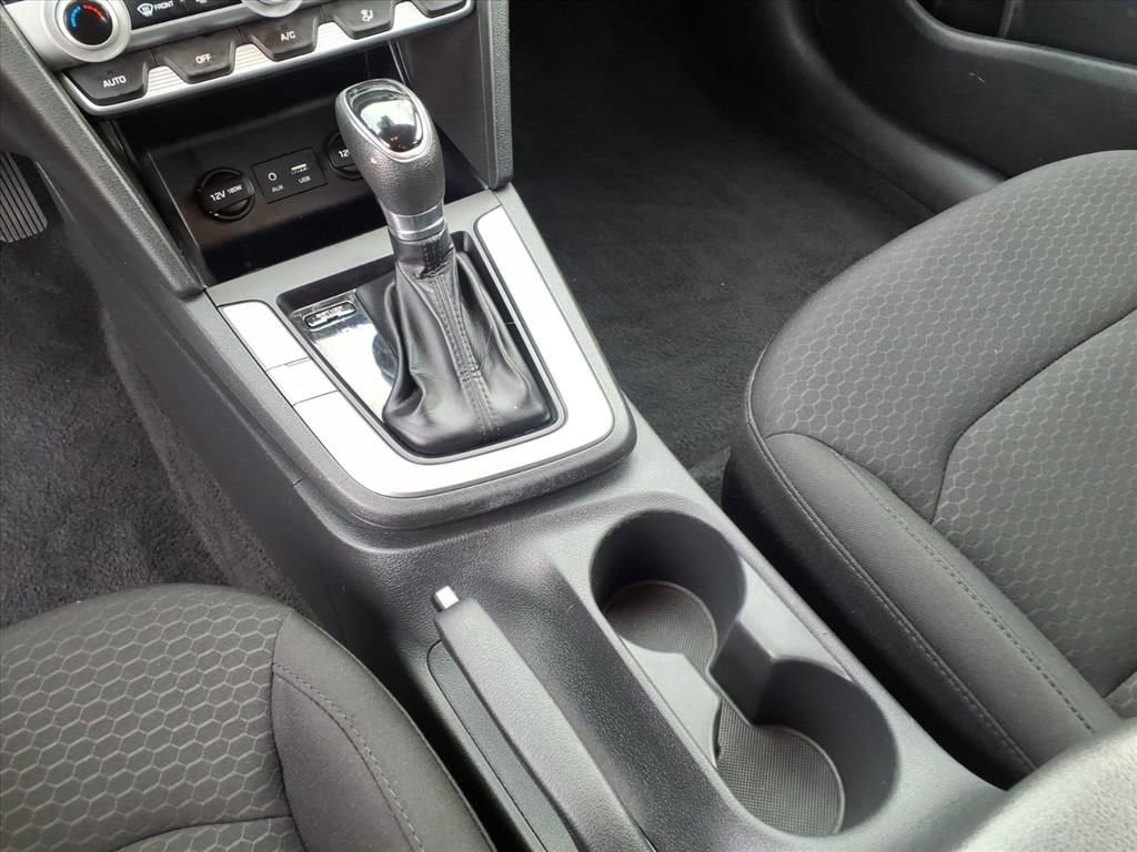 Used 2020 Hyundai Elantra SE w/ Cargo Package (C1) image 28