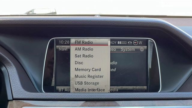 Used 2015 Mercedes-Benz E 350 4MATIC Sedan image 90