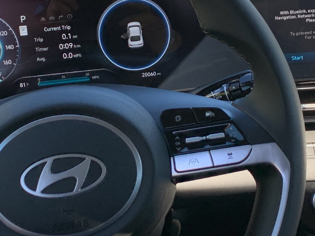 Certified 2024 Hyundai Elantra SEL w/ Convenience Package FWD image 23