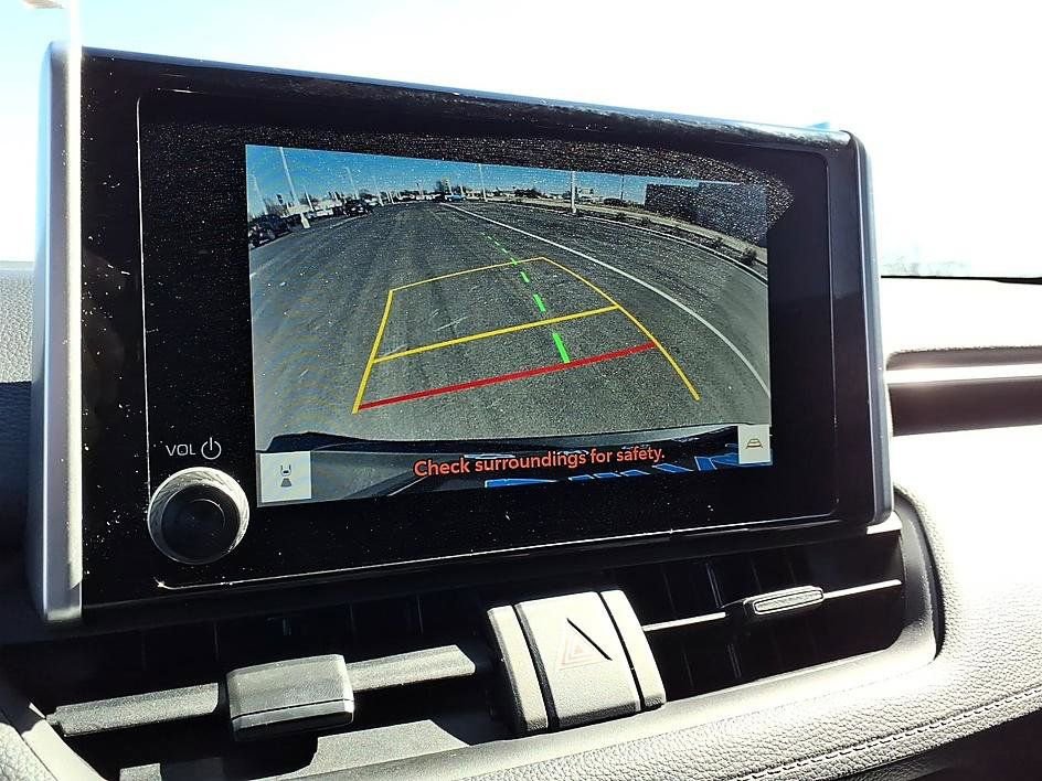 Used 2024 Toyota RAV4 XLE image 31