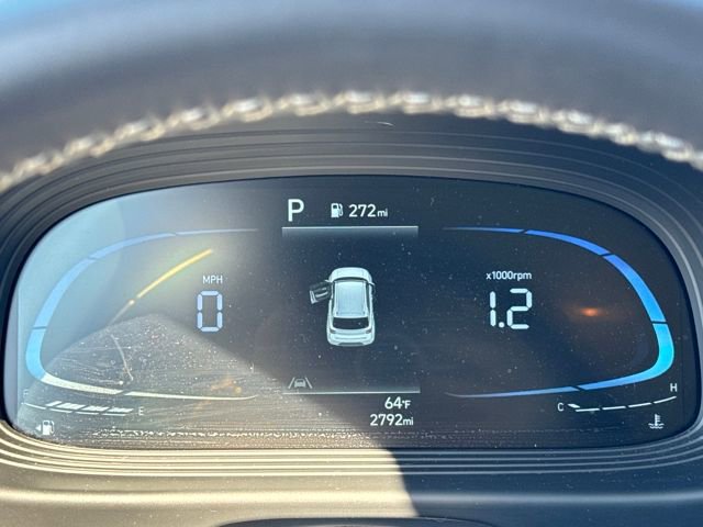 Certified 2025 Hyundai Venue SEL image 17