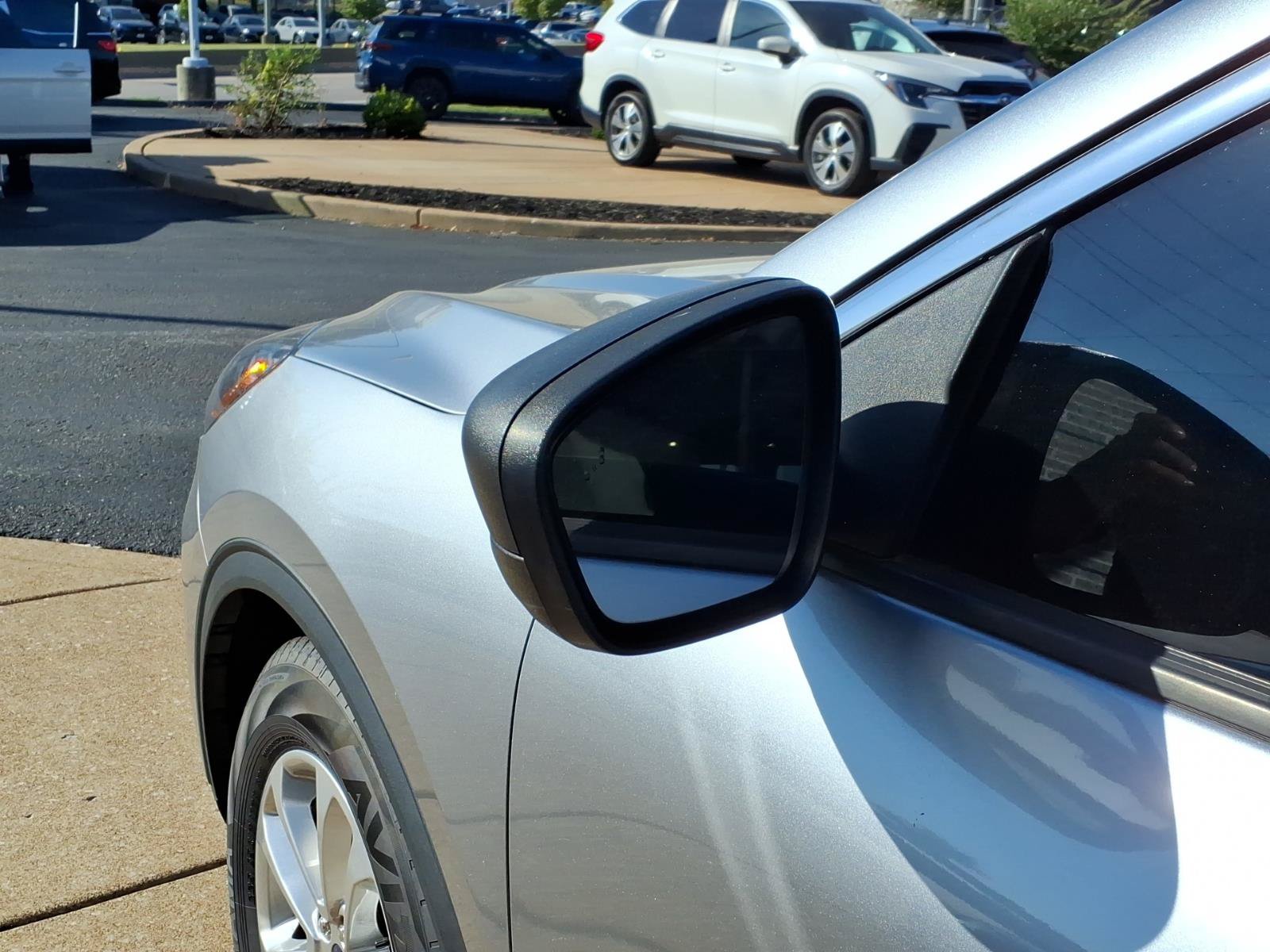 Used 2022 Ford Escape SE FWD image 25