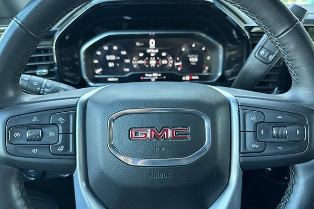Used 2025 GMC Sierra 1500 SLT AWD/4WD image 36