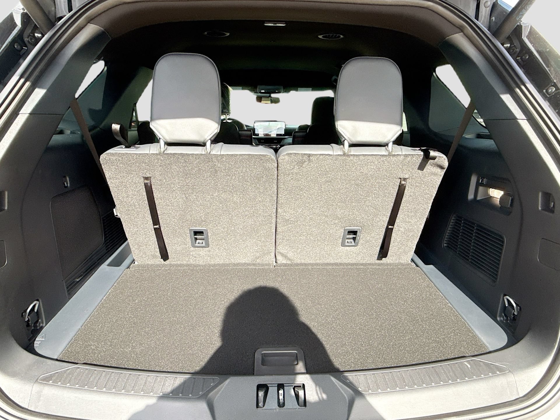 New 2026 Ford Explorer ST-Line w/ ST-Line Street Pack RWD image 26