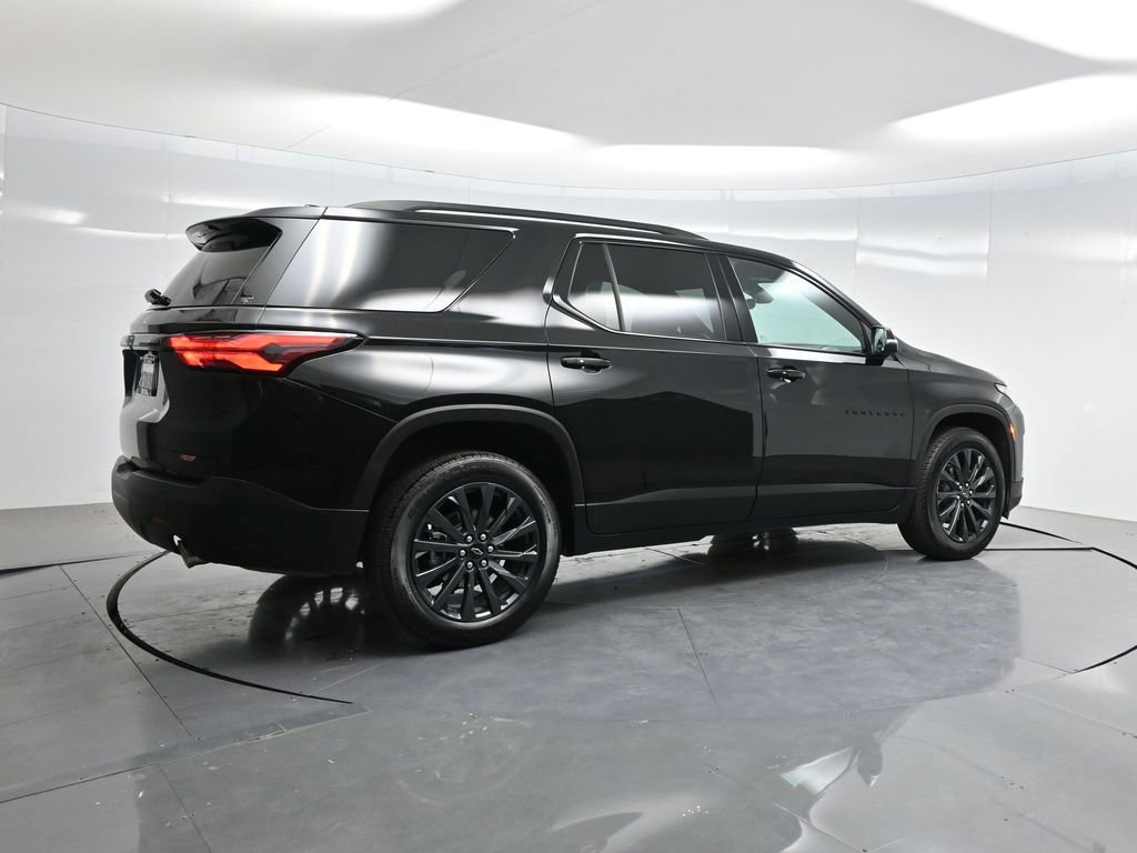 Used 2023 Chevrolet Traverse RS image 43