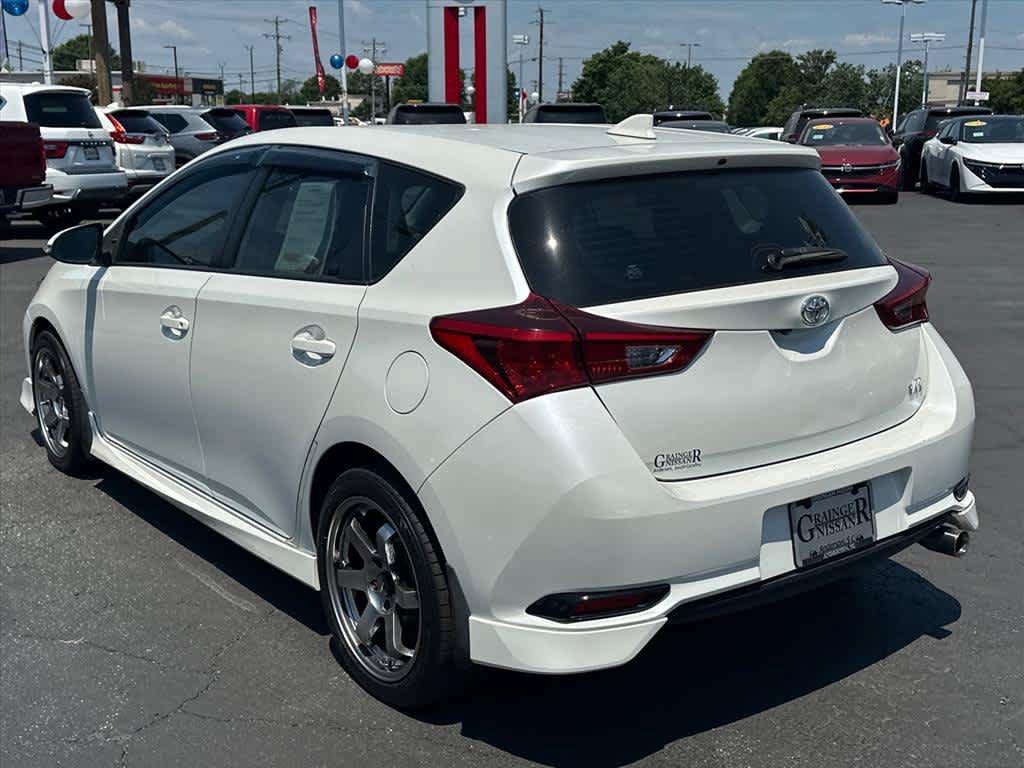 Used 2017 Toyota Corolla iM FWD image 5
