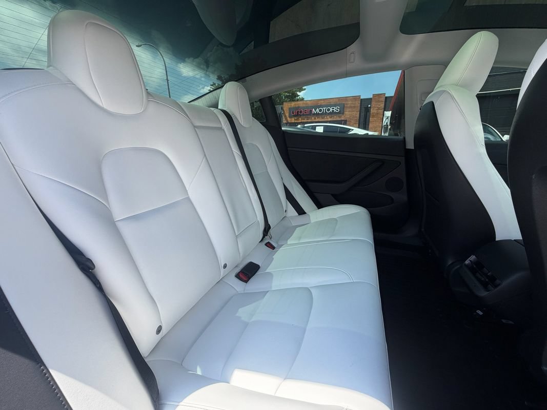 Used 2023 Tesla Model 3 Standard Range RWD image 29