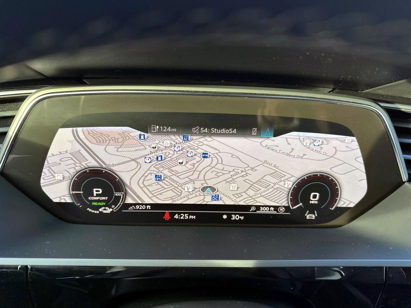 Used 2023 Audi e-tron S Premium Plus w/ Black Optic Package image 16