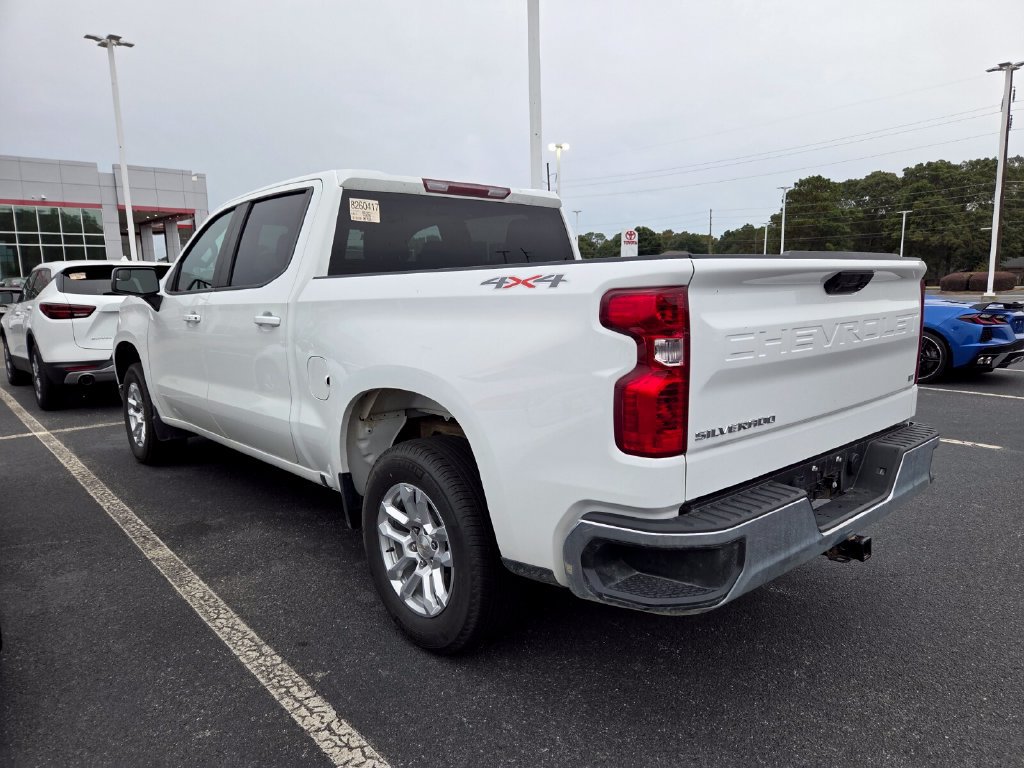Used 2024 Chevrolet Silverado 1500 LT AWD/4WD image 7
