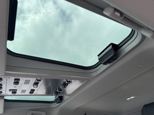 New 2025 INEOS Grenadier Base image 24