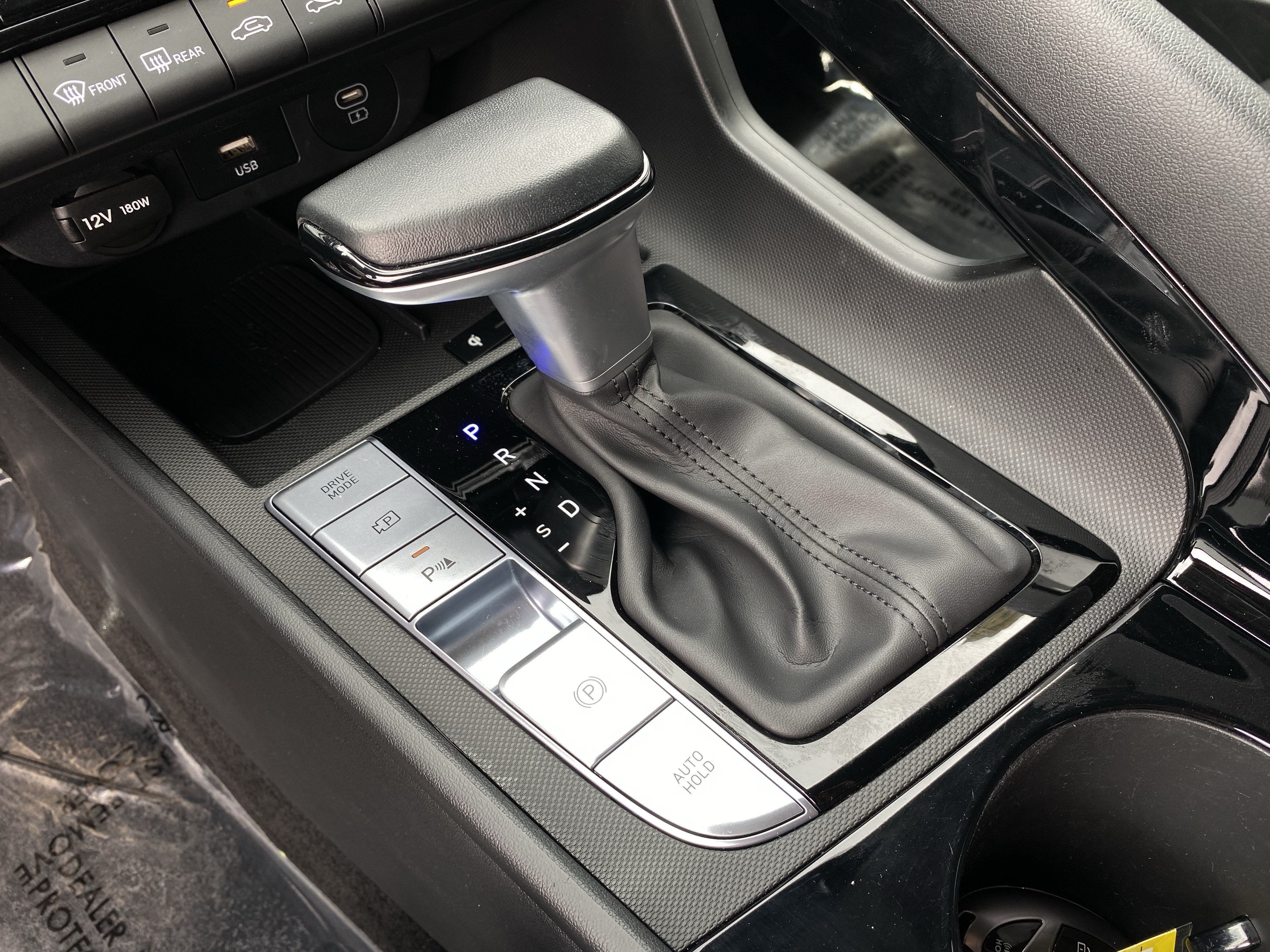 Certified 2024 Hyundai Elantra Limited FWD image 25