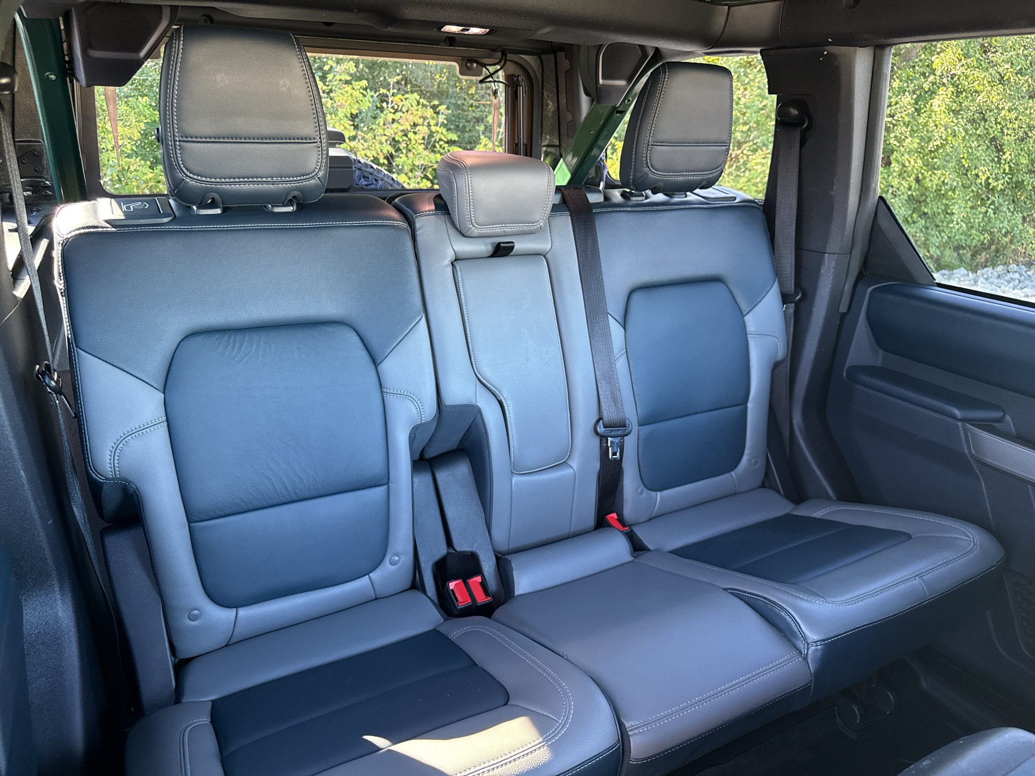 Used 2023 Ford Bronco Outer Banks w/ Sasquatch Package AWD/4WD image 39