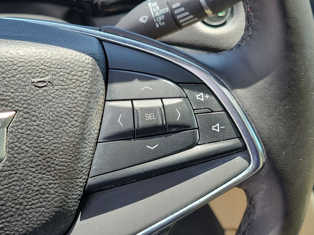 Used 2017 Cadillac XT5 Premium Luxury FWD image 33