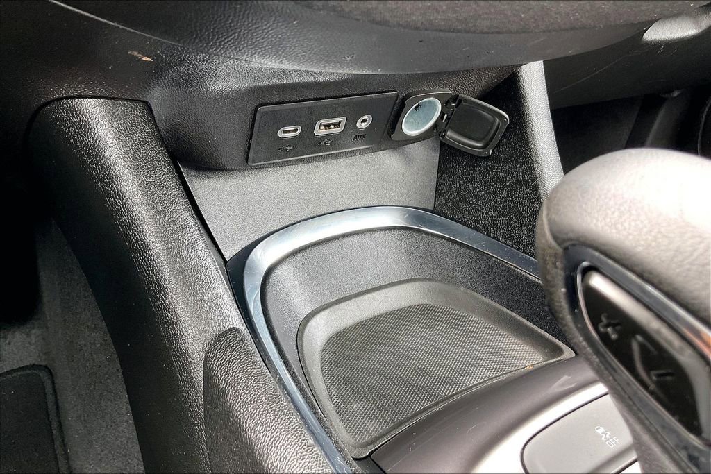 Used 2023 Chevrolet Malibu LT FWD image 25