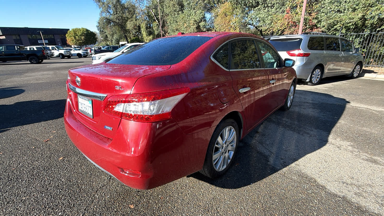 Used 2013 Nissan Sentra SL w/ Leather Pkg FWD image 5