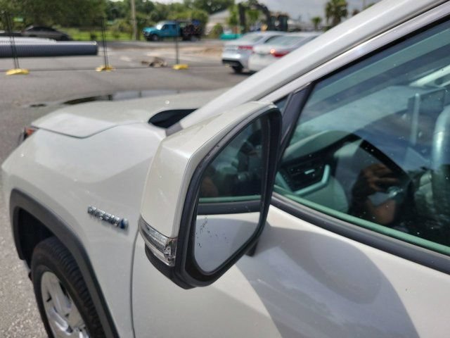 Used 2020 Toyota RAV4 Limited w/ Limited Grade Weather Package AWD/4WD image 18