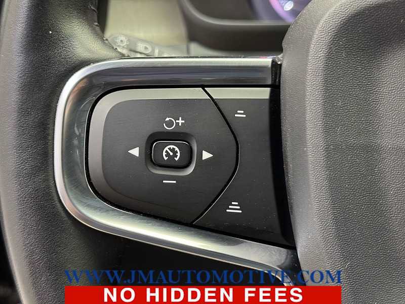 Used 2019 Volvo XC40 T5 Inscription AWD/4WD image 38