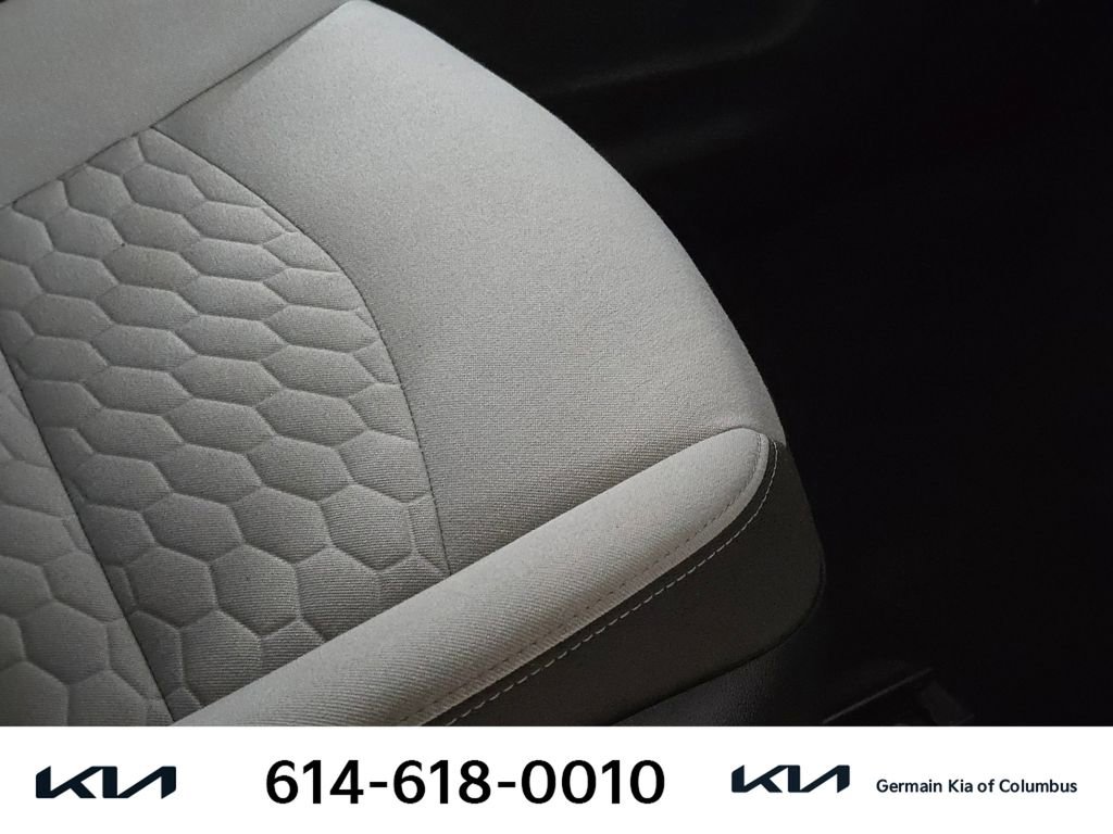 Used 2021 Chevrolet Equinox LS w/ LS Convenience Package image 27