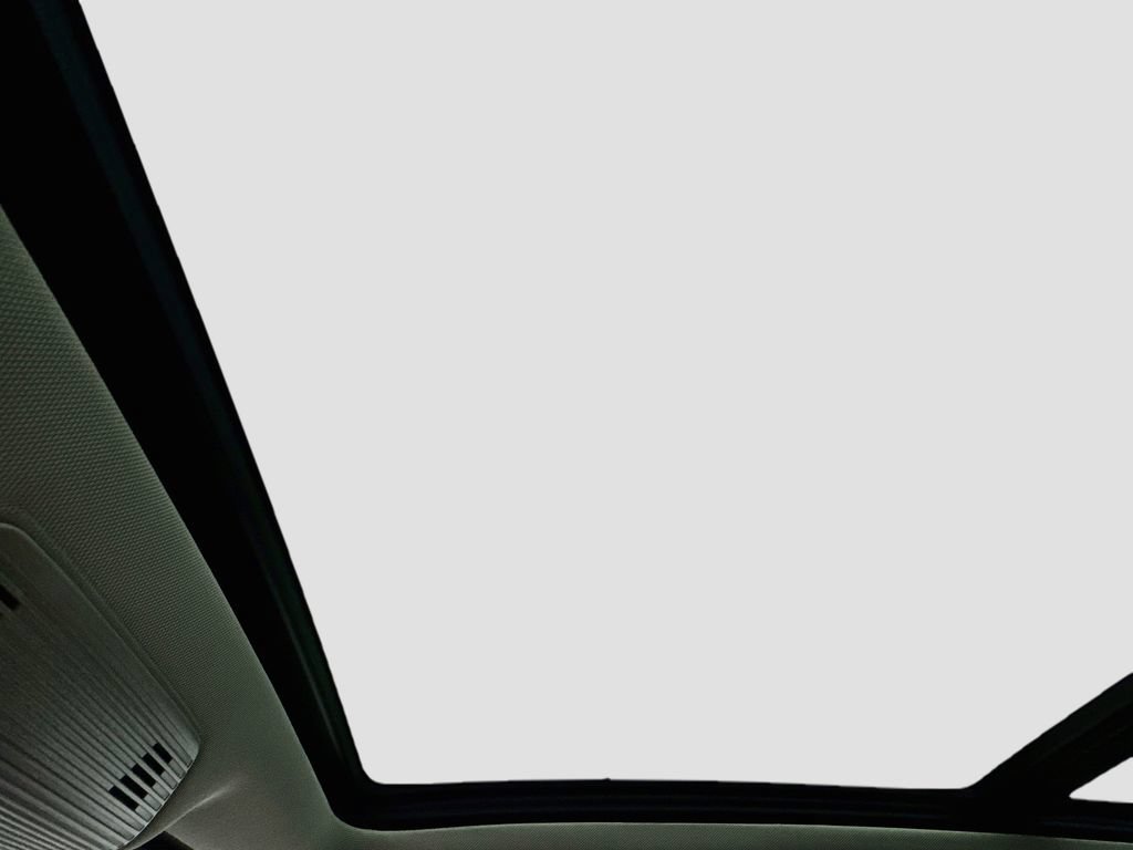 Used 2025 Volkswagen Atlas Peak Edition SE AWD/4WD image 23