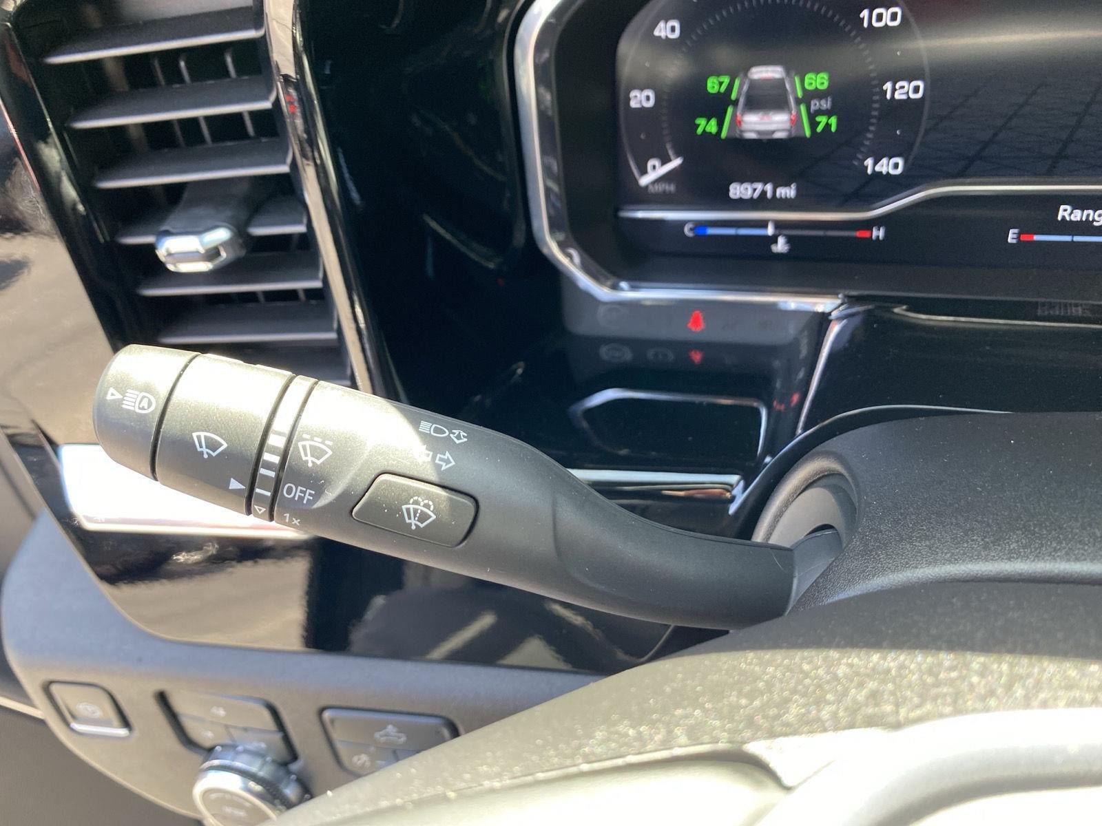 Certified 2025 GMC Sierra 2500 SLE AWD/4WD image 46