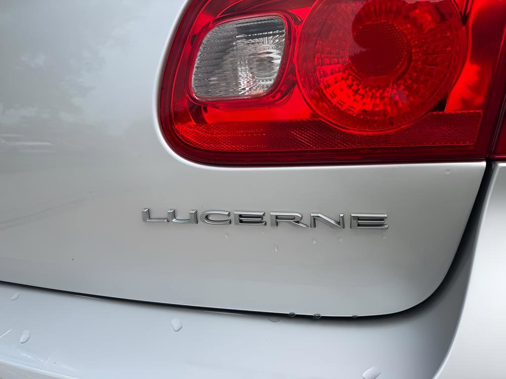 Used 2011 Buick Lucerne CX FWD image 10