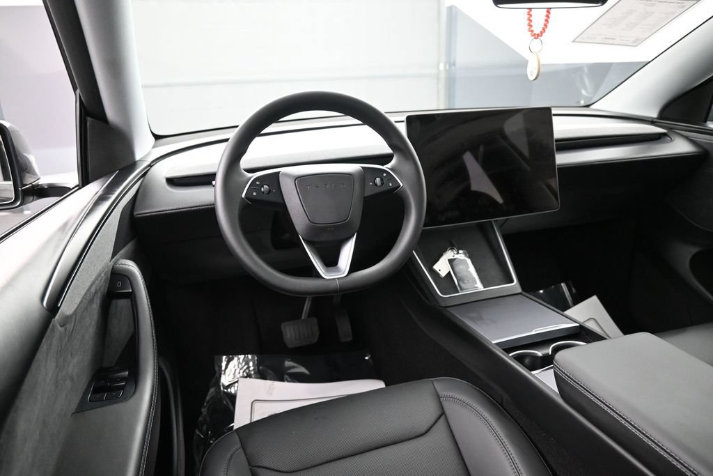 Used 2026 Tesla Model Y Long Range AWD/4WD image 23