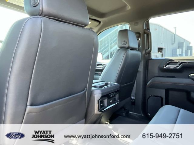 Used 2024 GMC Sierra 1500 AT4 w/ AT4 Preferred Package image 19