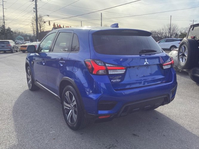 Used 2020 Mitsubishi Outlander Sport ES image 4