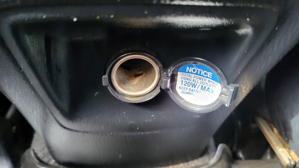 Used 2017 Toyota RAV4 XLE image 24