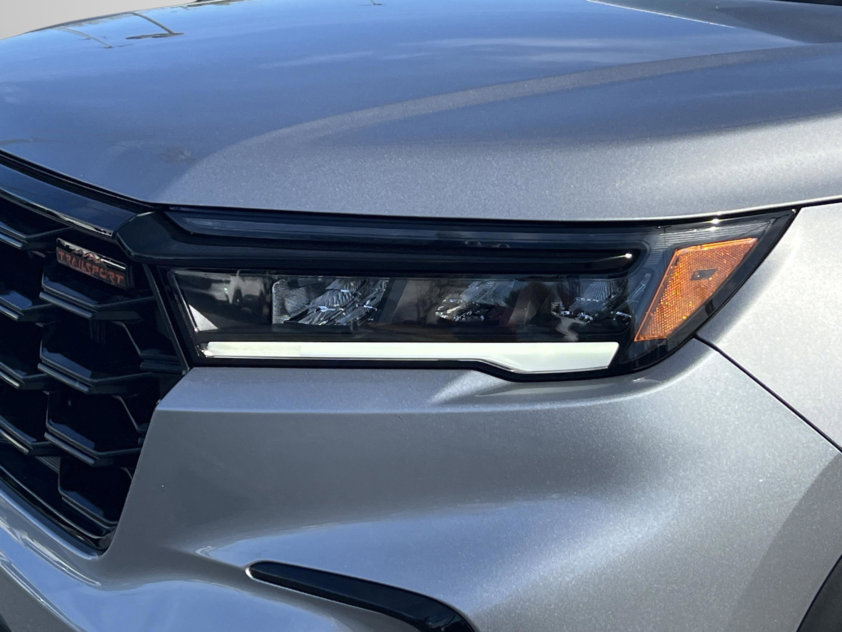 Certified 2025 Honda Pilot TrailSport image 11