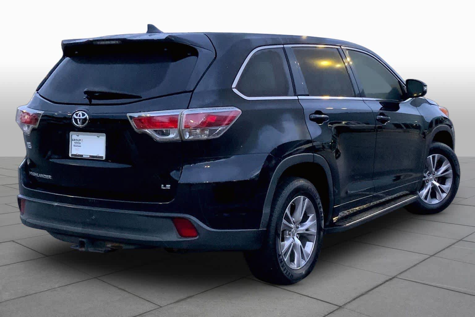 Used 2014 Toyota Highlander Plus FWD image 13