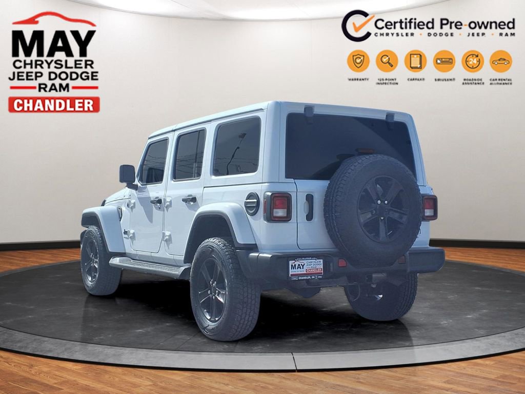 Used 2022 Jeep Wrangler Unlimited Sahara image 3