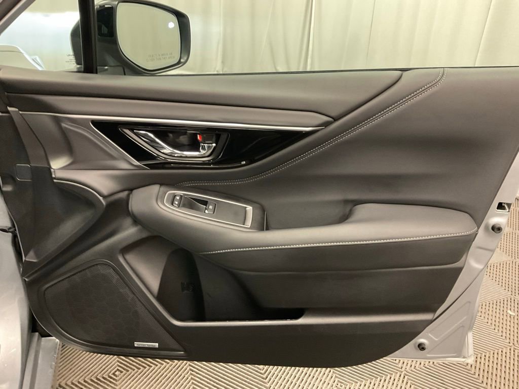Used 2025 Subaru Legacy Limited image 27