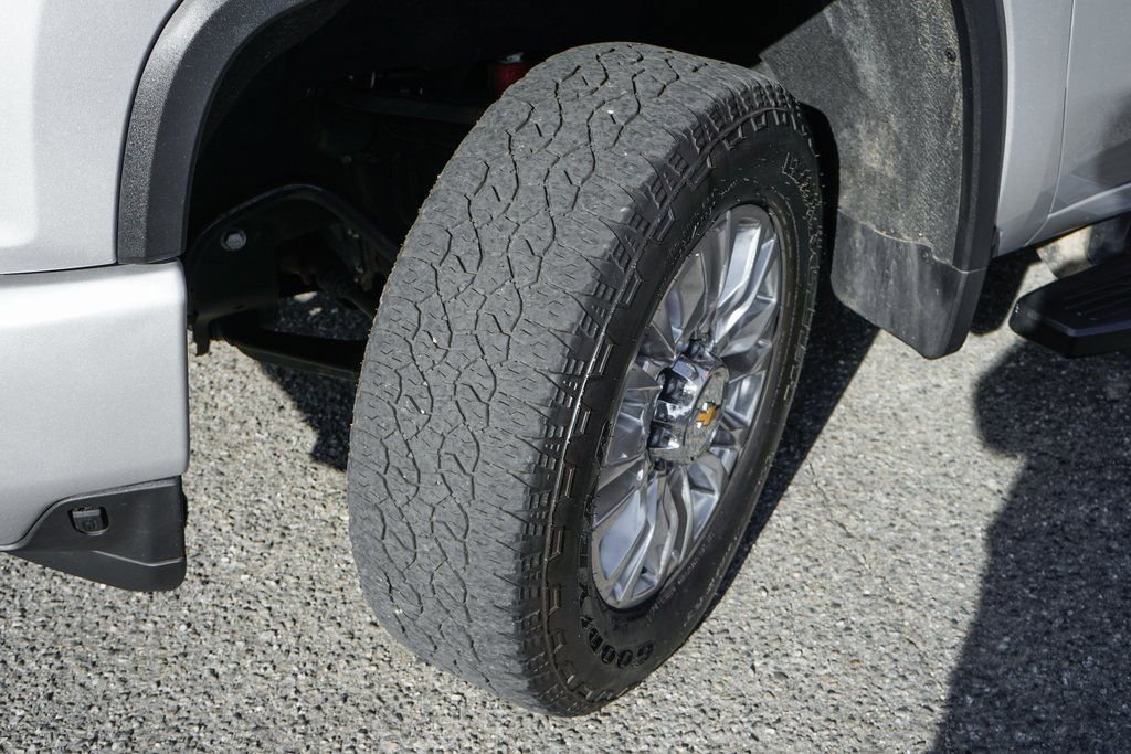 Used 2023 Chevrolet Silverado 3500 High Country w/ Safety Package II AWD/4WD image 44