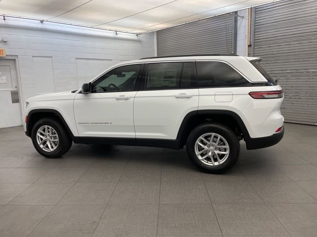 New 2026 Jeep Grand Cherokee Laredo X image 5