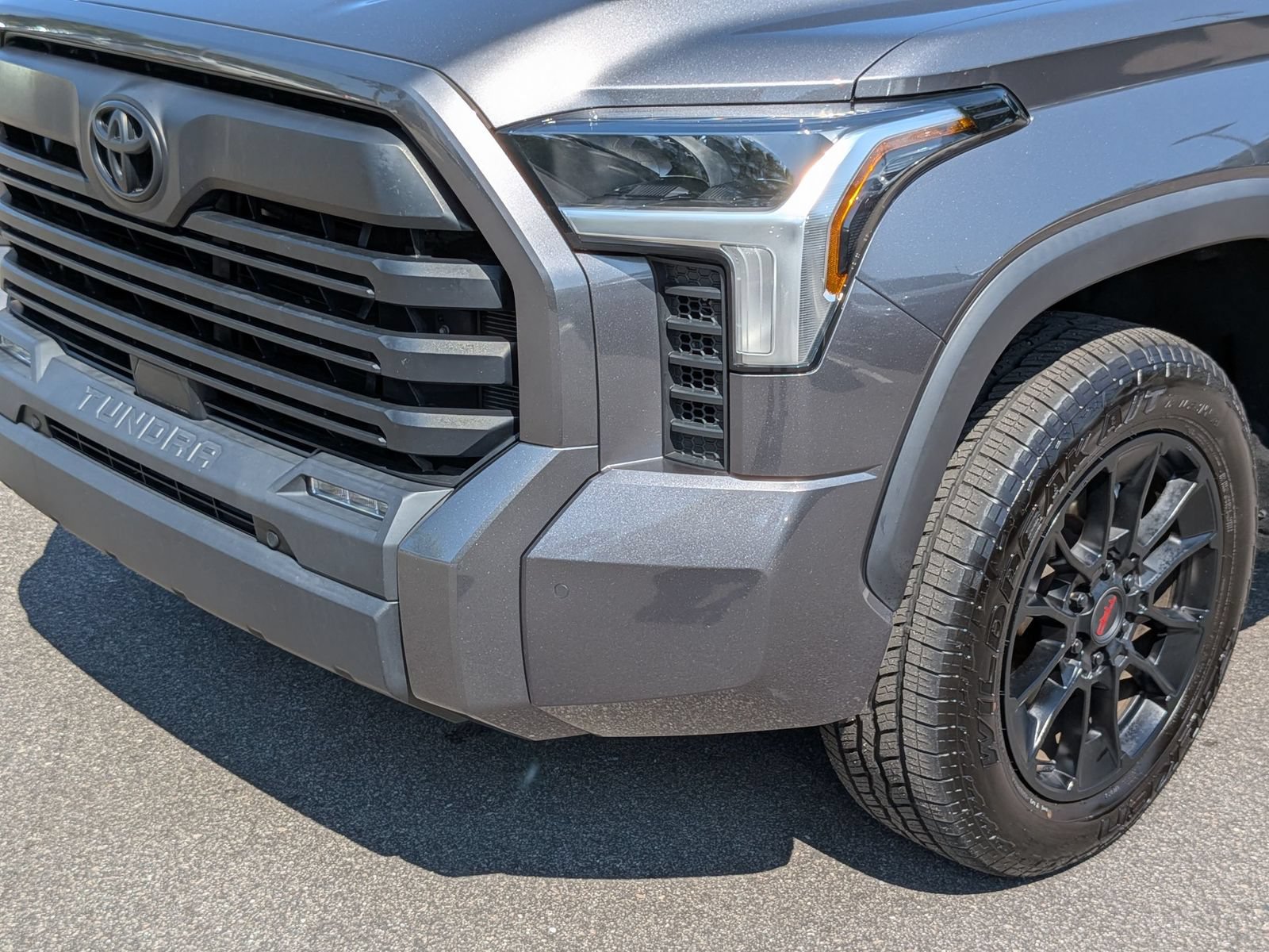 Used 2023 Toyota Tundra SR5 w/ SR5 Convenience Package RWD image 9