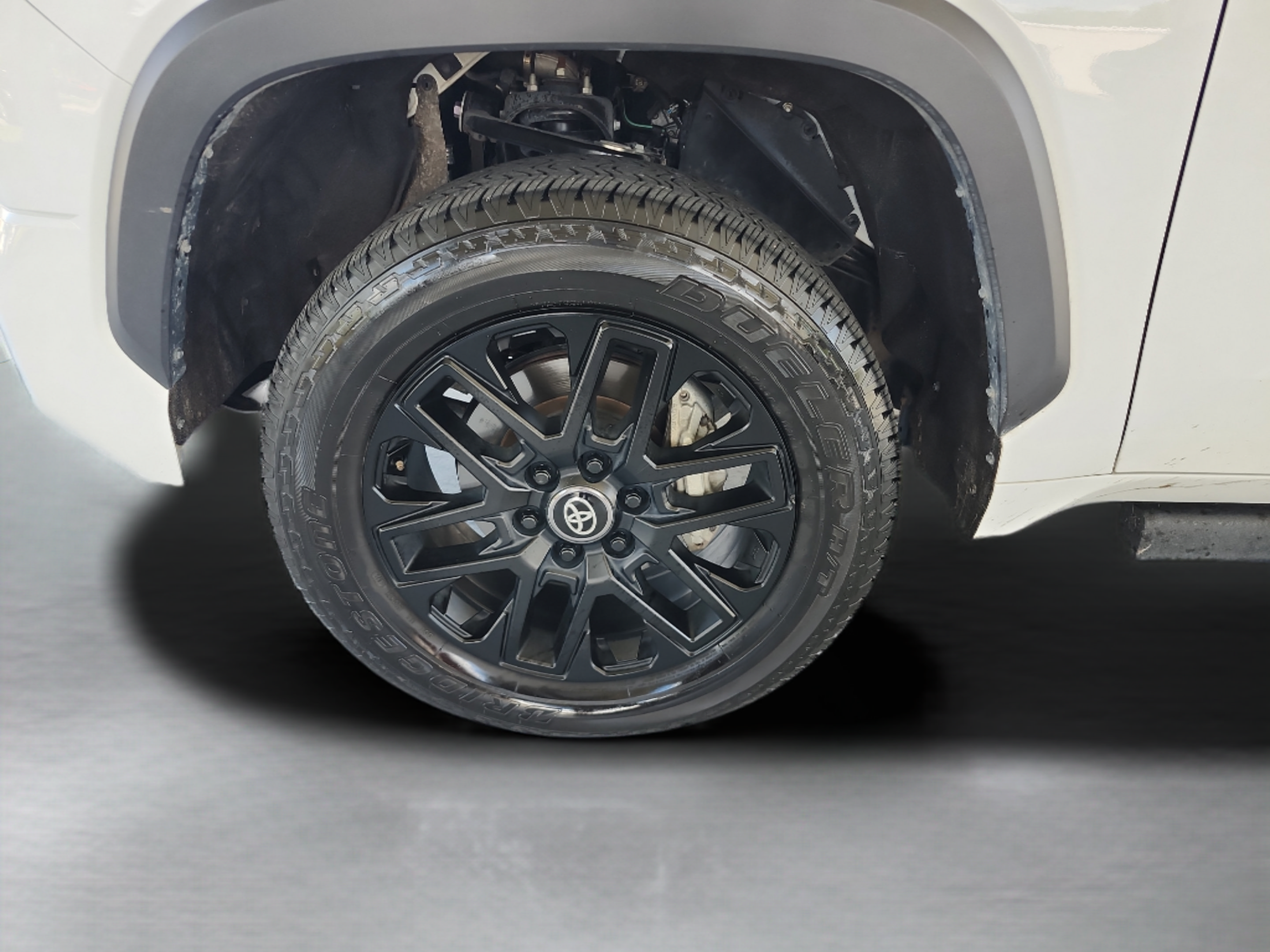 Used 2025 Toyota Tundra SR5 AWD/4WD image 29