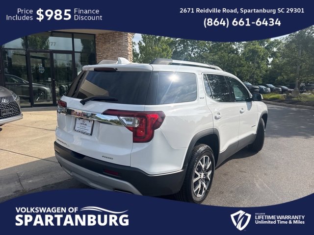 Used 2023 GMC Acadia SLT image 3