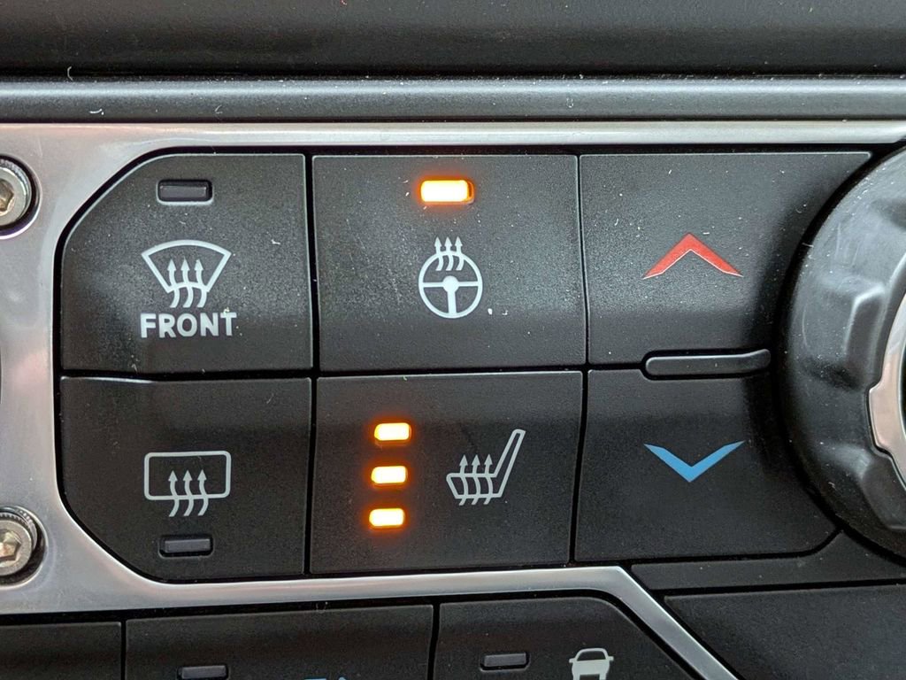 Used 2021 Jeep Wrangler Unlimited Sahara w/ Cold Weather Group image 29