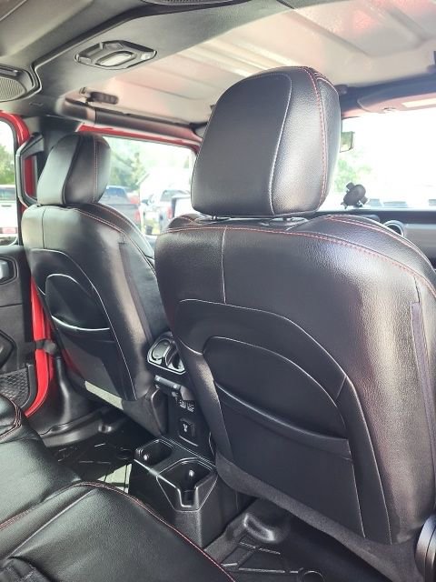 Used 2021 Jeep Wrangler Unlimited Sahara w/ Uconnect 4C Nav & Sound Group image 15