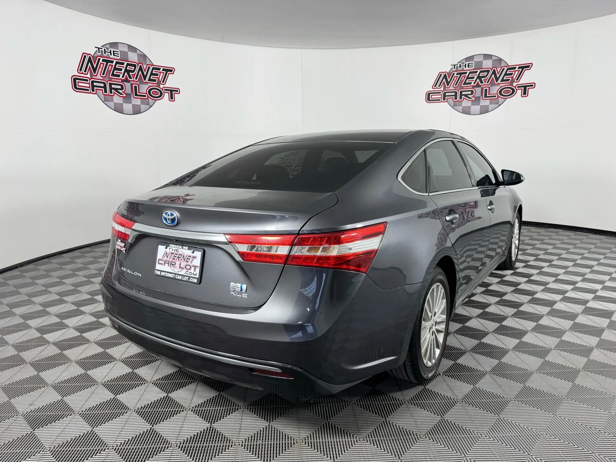 Used 2013 Toyota Avalon Limited image 7