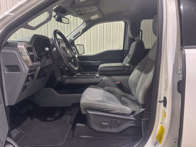 Used 2022 Ford F150 XLT w/ Equipment Group 302A High image 15