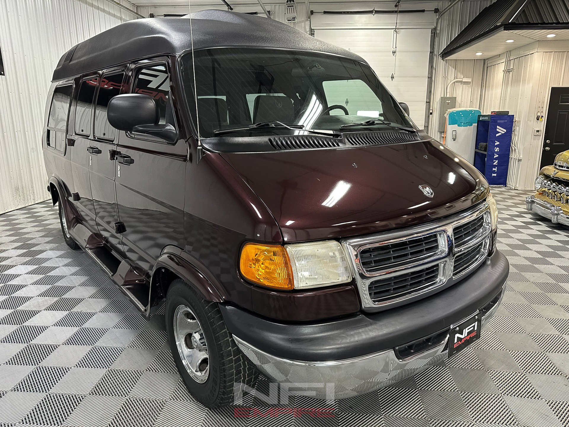 Used 2002 Dodge B1500 image 5