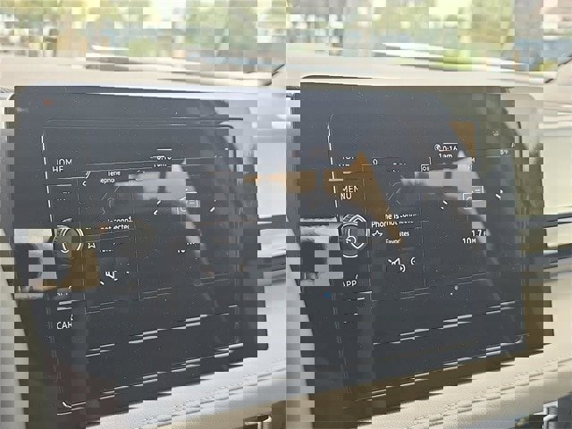 New 2025 Volkswagen Taos S image 17