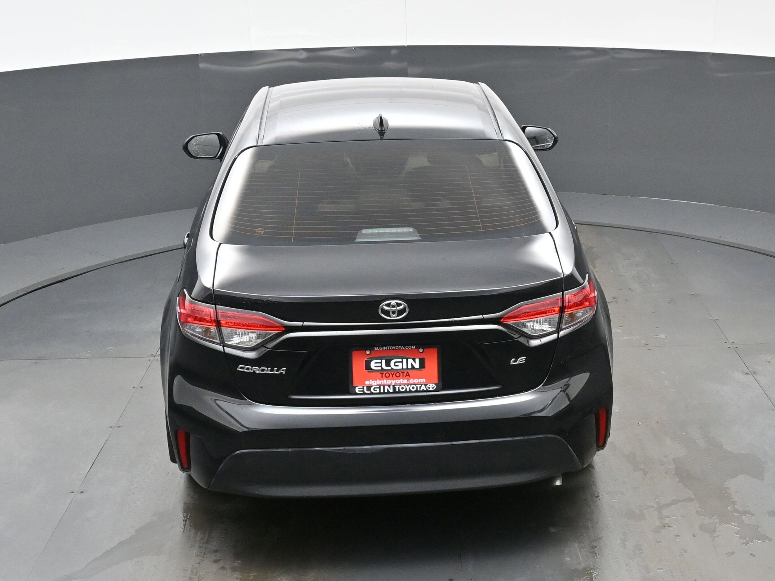 Used 2025 Toyota Corolla LE FWD image 37