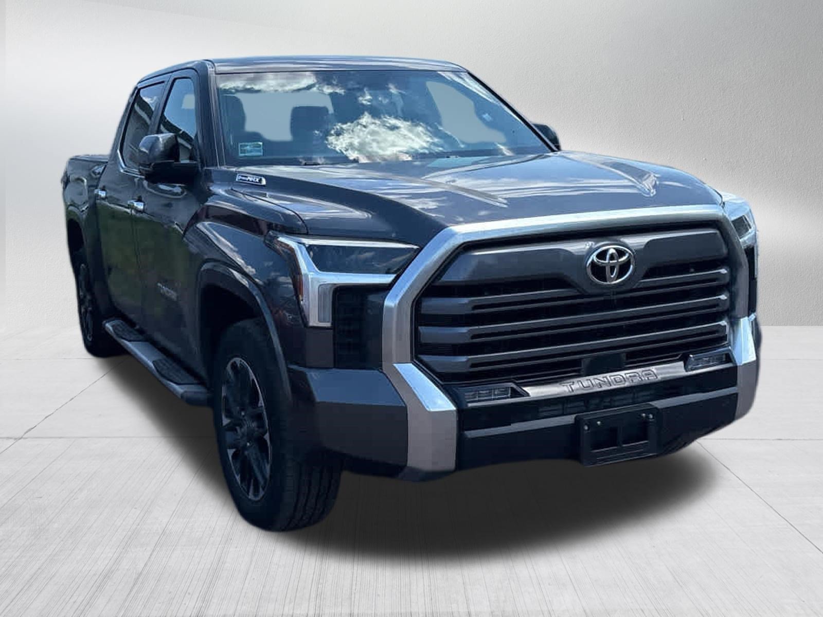 Certified 2025 Toyota Tundra Limited AWD/4WD image 7