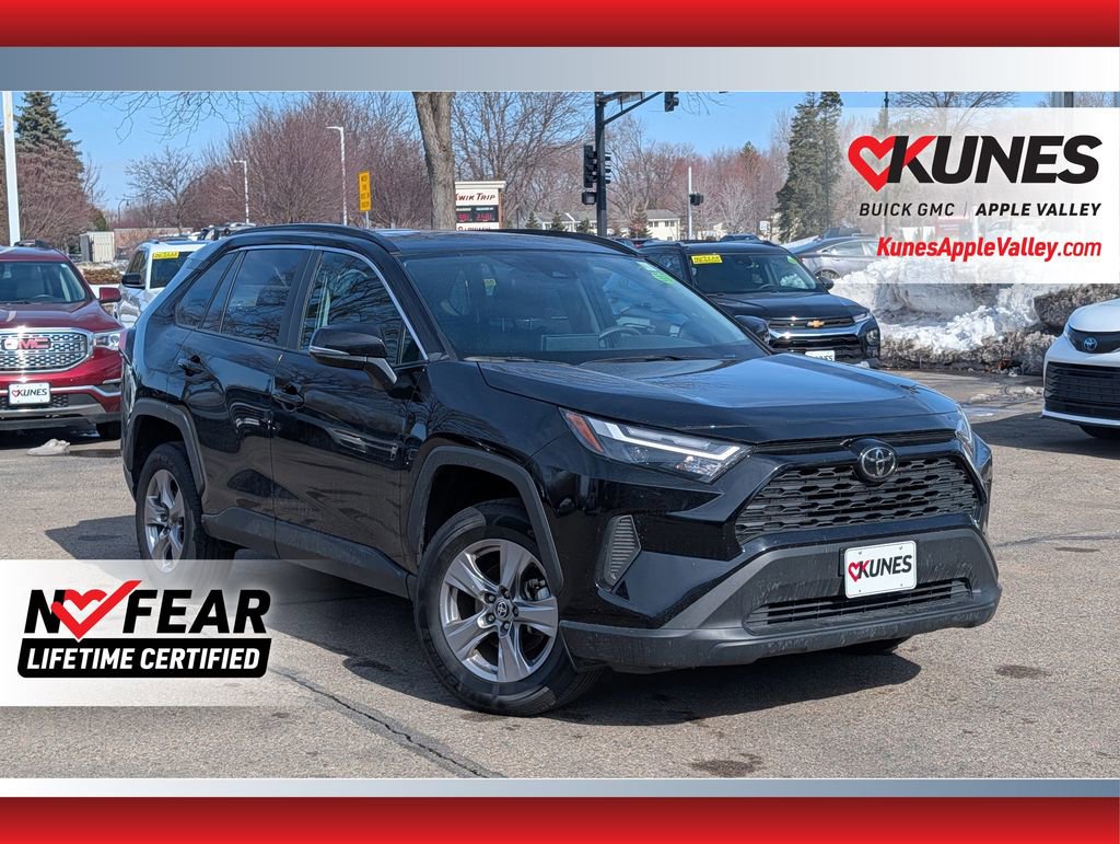 Used 2025 Toyota RAV4 XLE w/ Convenience Package image 1