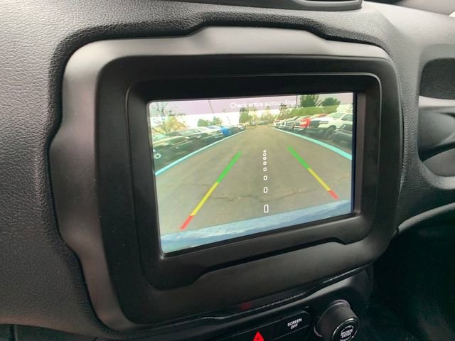 Used 2020 Jeep Renegade Latitude w/ Cold Weather Group AWD/4WD image 26
