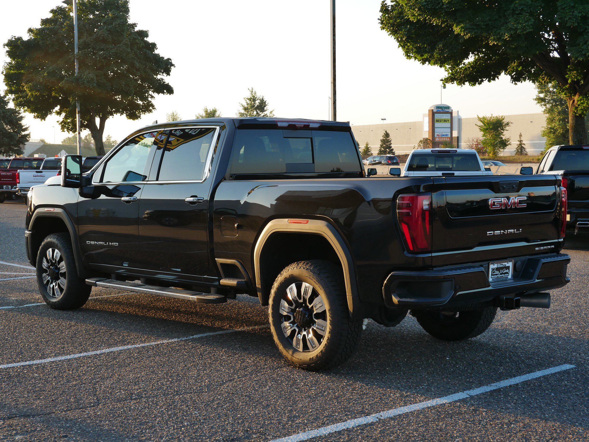 New 2026 GMC Sierra 3500 Denali w/ Denali Reserve Package image 5